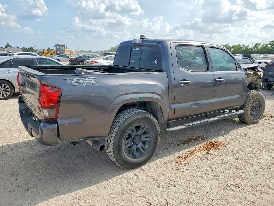 2019 TOYOTA TACOMA SR 3