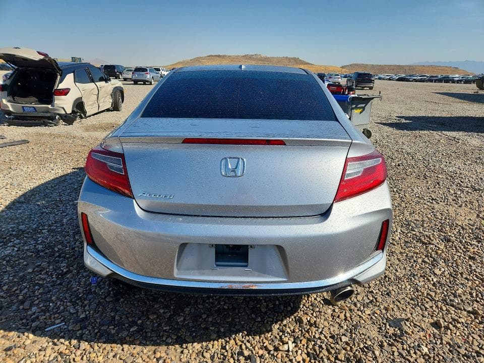 2017 HONDA ACCORD EX 6
