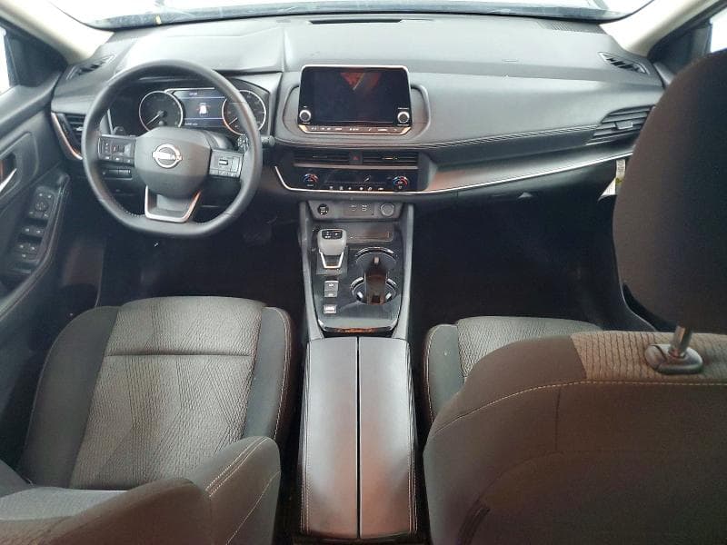 2026 NISSAN ROGUE SV 8