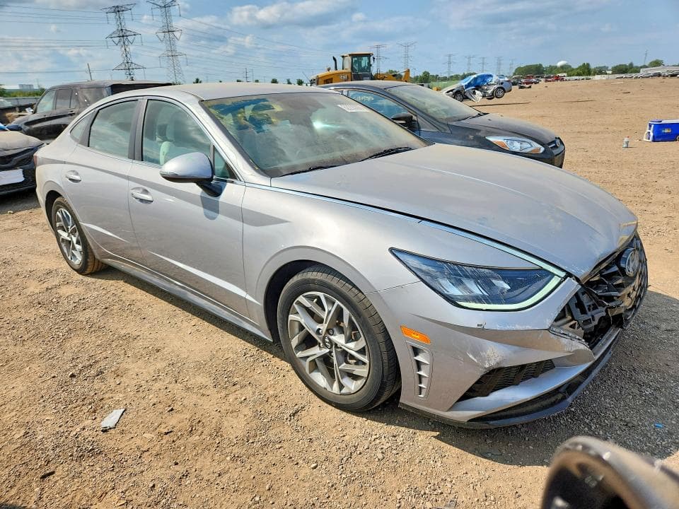 2023 HYUNDAI SONATA SEL 4