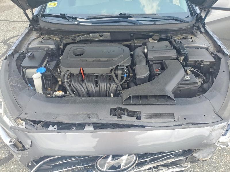 2018 HYUNDAI SONATA SE 11
