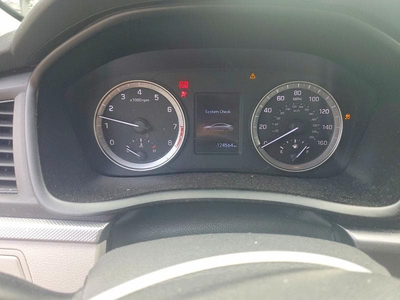2018 HYUNDAI SONATA SE 9