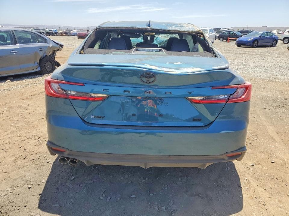 2026 TOYOTA CAMRY SE 6