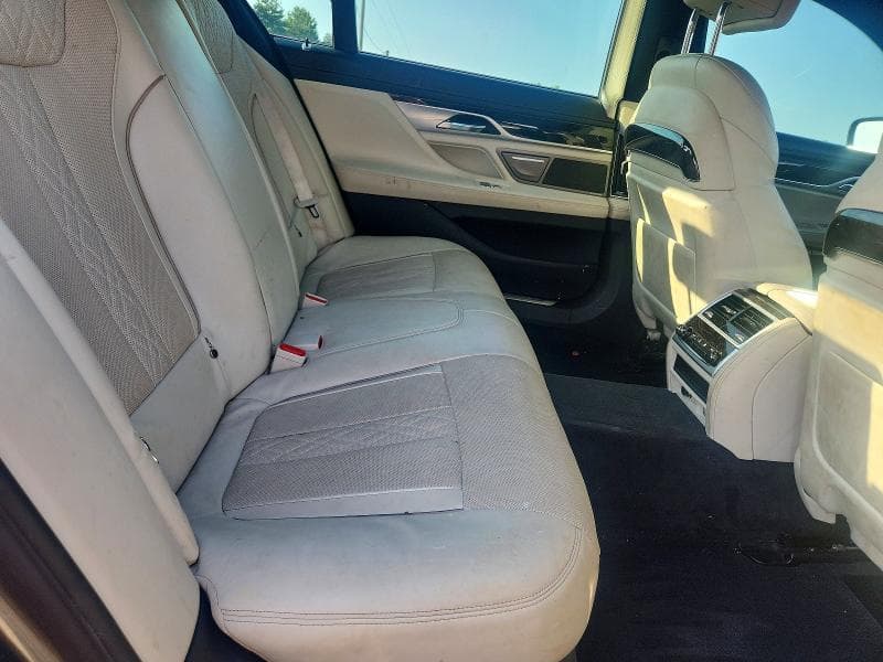 2017 BMW 740 I 10