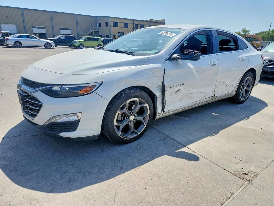 2020 CHEVROLET MALIBU LT - 1