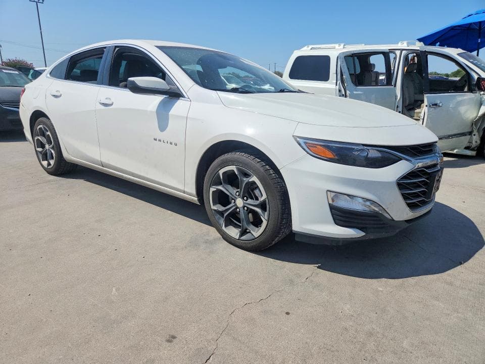 2020 CHEVROLET MALIBU LT 4