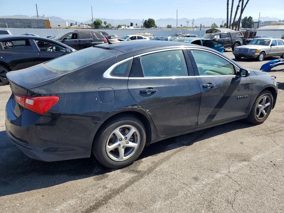 2018 CHEVROLET MALIBU LS 3