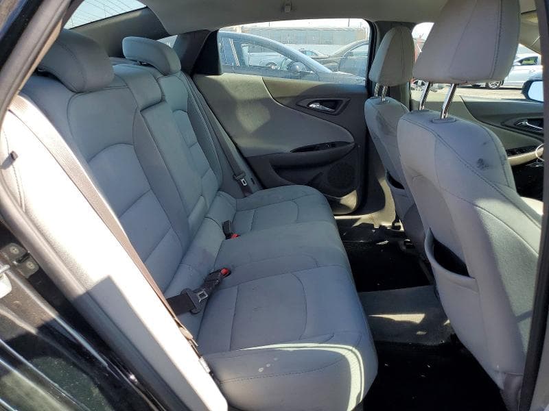 2018 CHEVROLET MALIBU LS 10