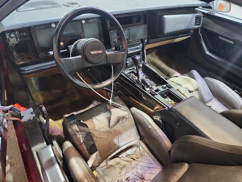 1984 CHEVROLET CORVETTE 8