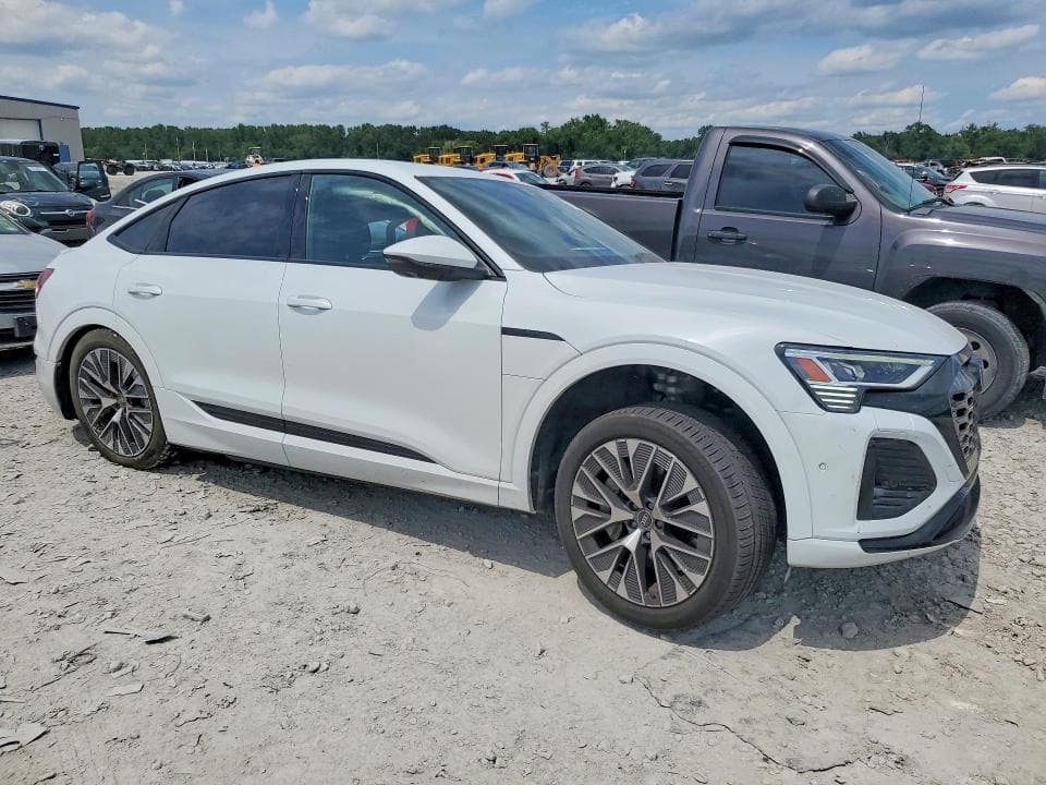 2024 AUDI Q8 E-TRON SPORTBACK PREMIUM PLUS 4