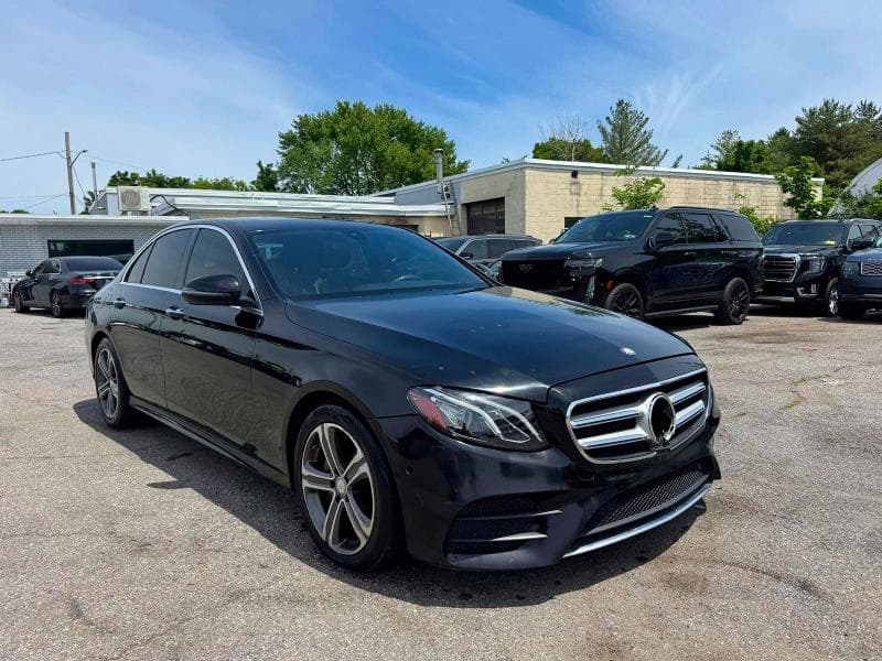 2017 MERCEDES-BENZ E 300 1