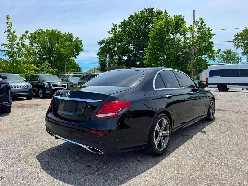 2017 MERCEDES-BENZ E 300 4