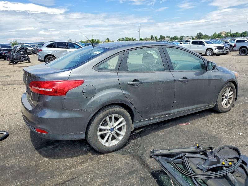 2018 FORD FOCUS SE 3