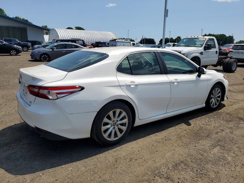 2018 TOYOTA CAMRY LE LE 3