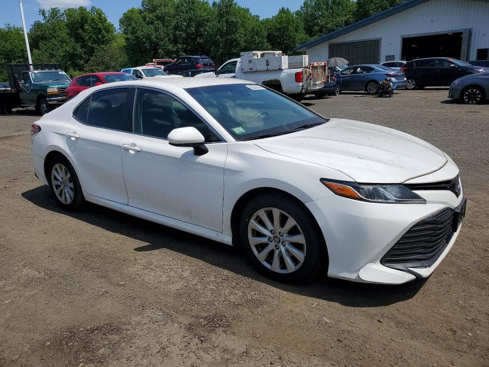 2018 TOYOTA CAMRY LE LE 4