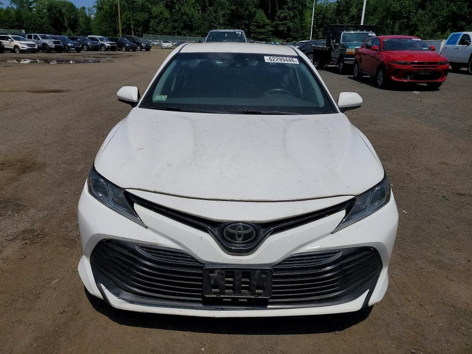 2018 TOYOTA CAMRY LE LE 5