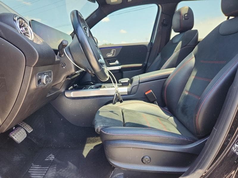 2021 MERCEDES-BENZ GLB 250 7