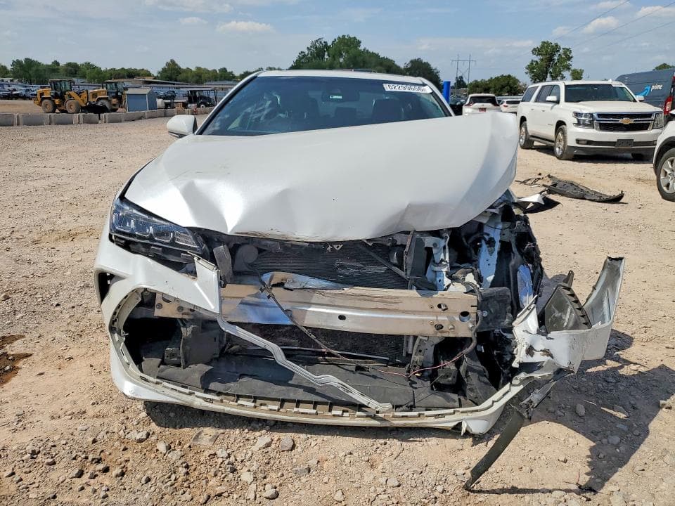 2020 TOYOTA AVALON XLE 5