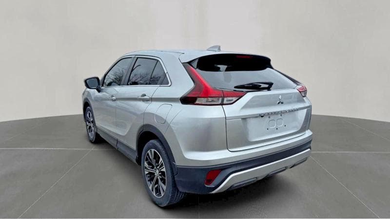 2022 MITSUBISHI ECLIPSE CROSS SE SE 3
