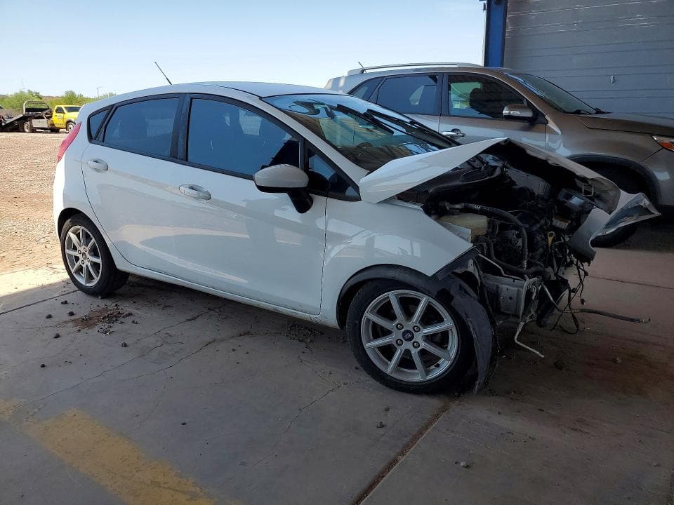 2019 FORD FIESTA SE 4