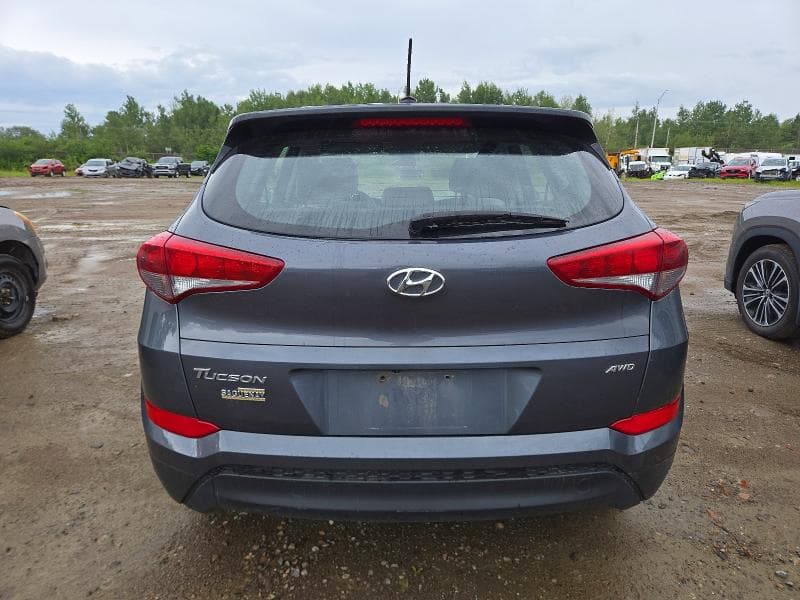 2017 HYUNDAI TUCSON SE 6