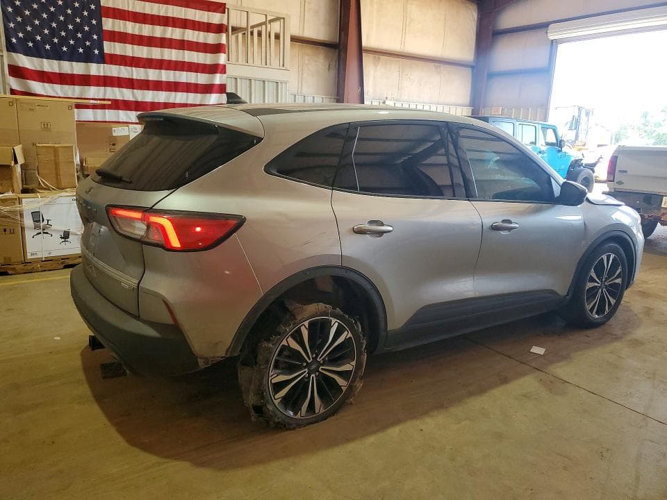 2021 FORD ESCAPE SE SE 3