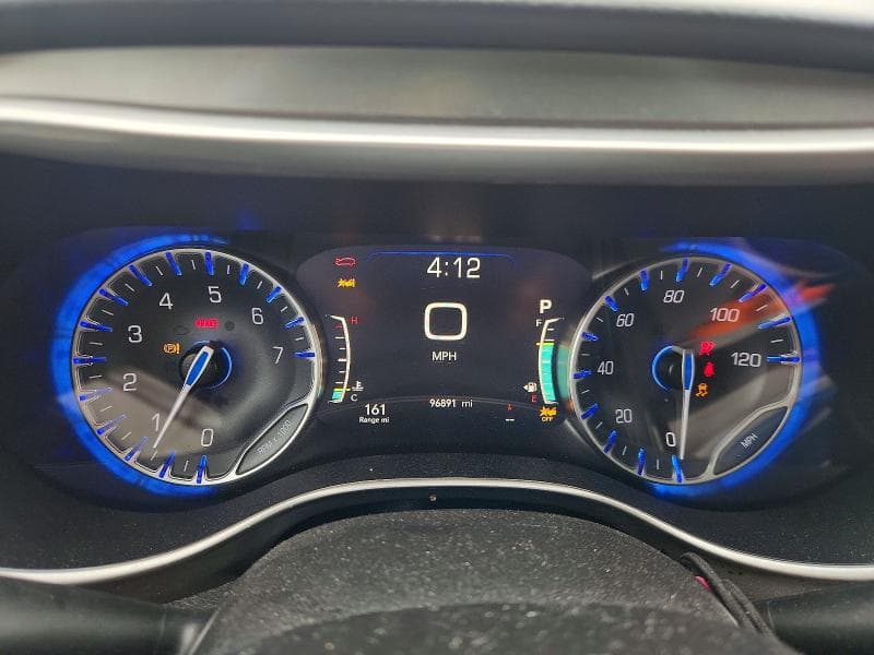 2023 CHRYSLER PACIFICA TOURING L 9