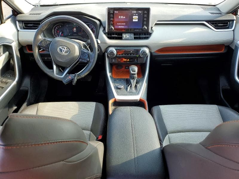 2019 TOYOTA RAV4 ADVENTURE 8