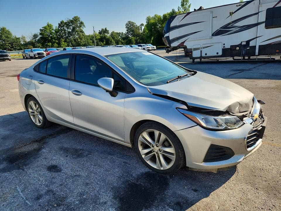 2019 CHEVROLET CRUZE LS 4