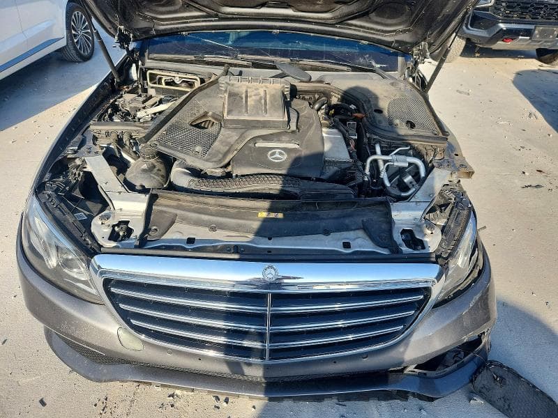 2017 MERCEDES-BENZ E 300 11