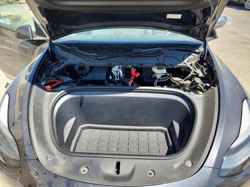 2024 TESLA MODEL Y 11