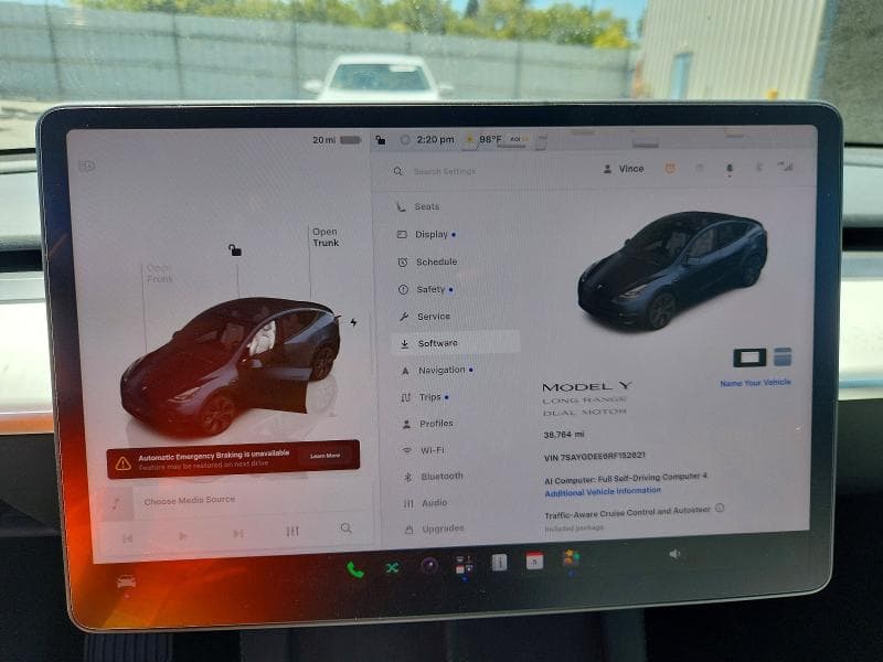 2024 TESLA MODEL Y 9