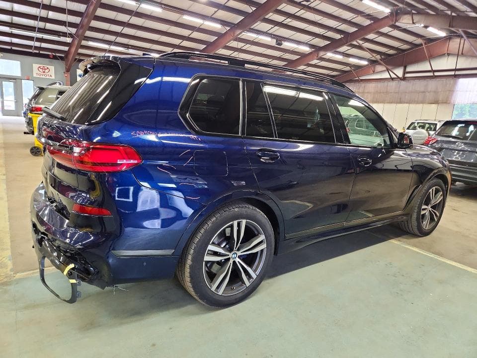 2021 BMW X7 XDRIVE40I 3