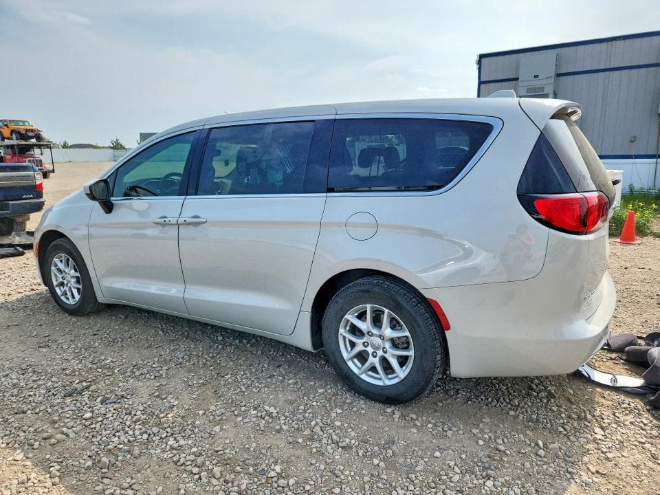2017 CHRYSLER PACIFICA TOURING 2