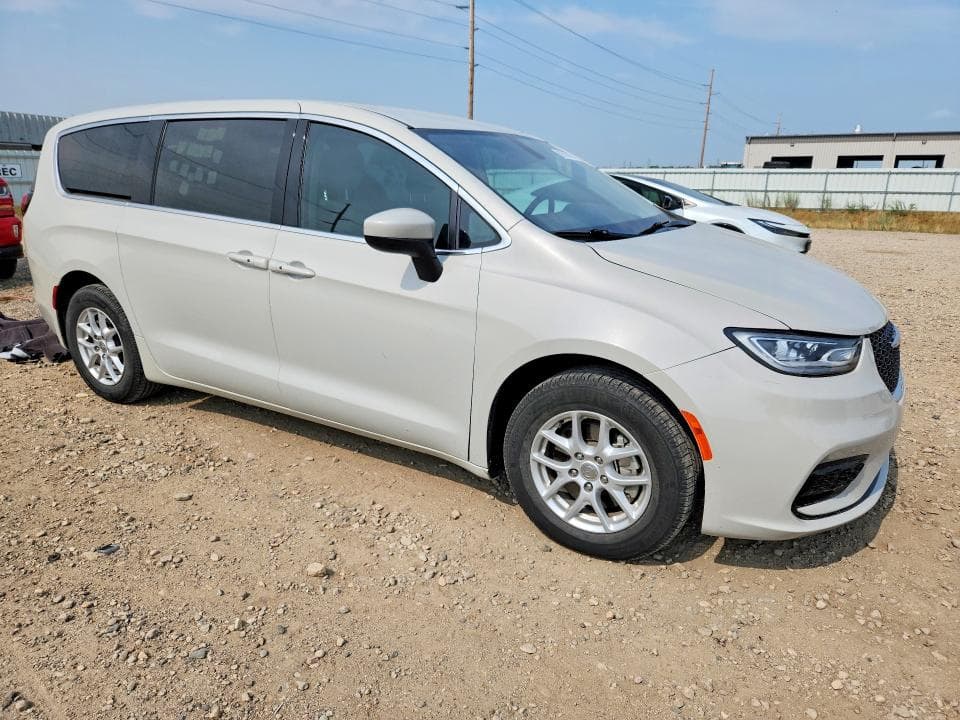 2017 CHRYSLER PACIFICA TOURING 4