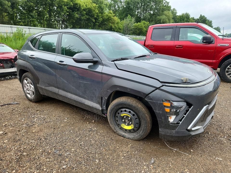 2026 HYUNDAI KONA SE 4