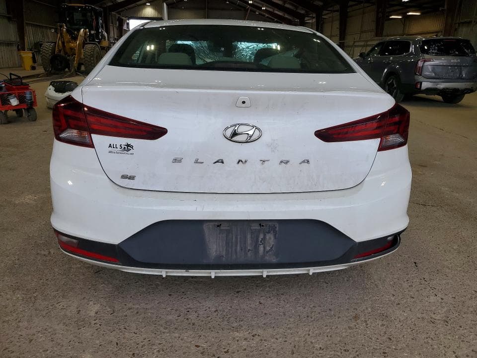 2020 HYUNDAI ELANTRA SE 6