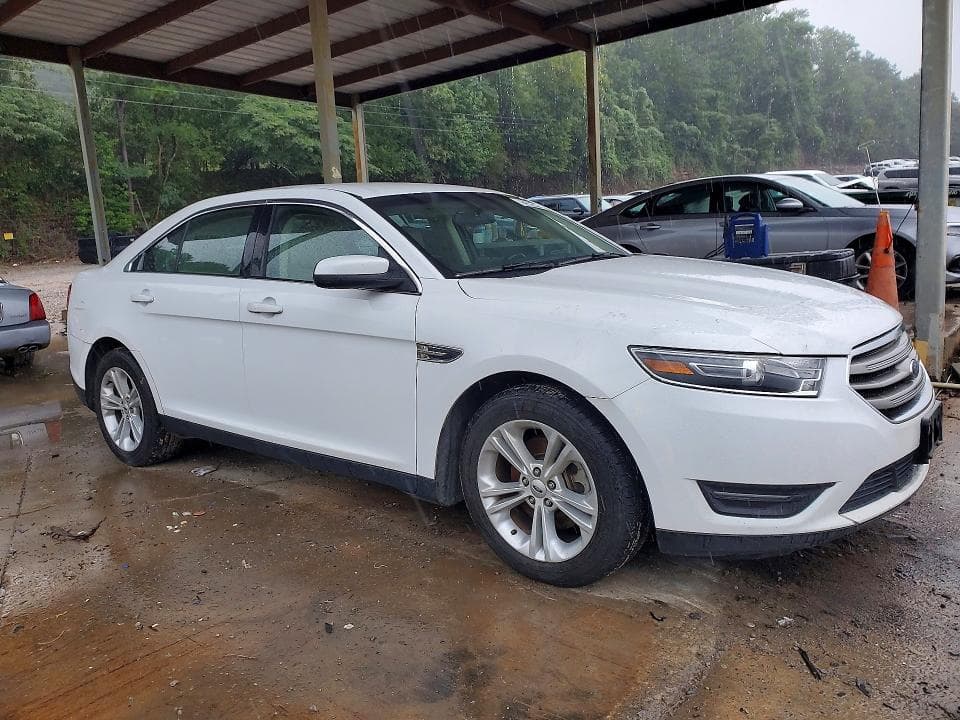 2019 FORD TAURUS SEL 4