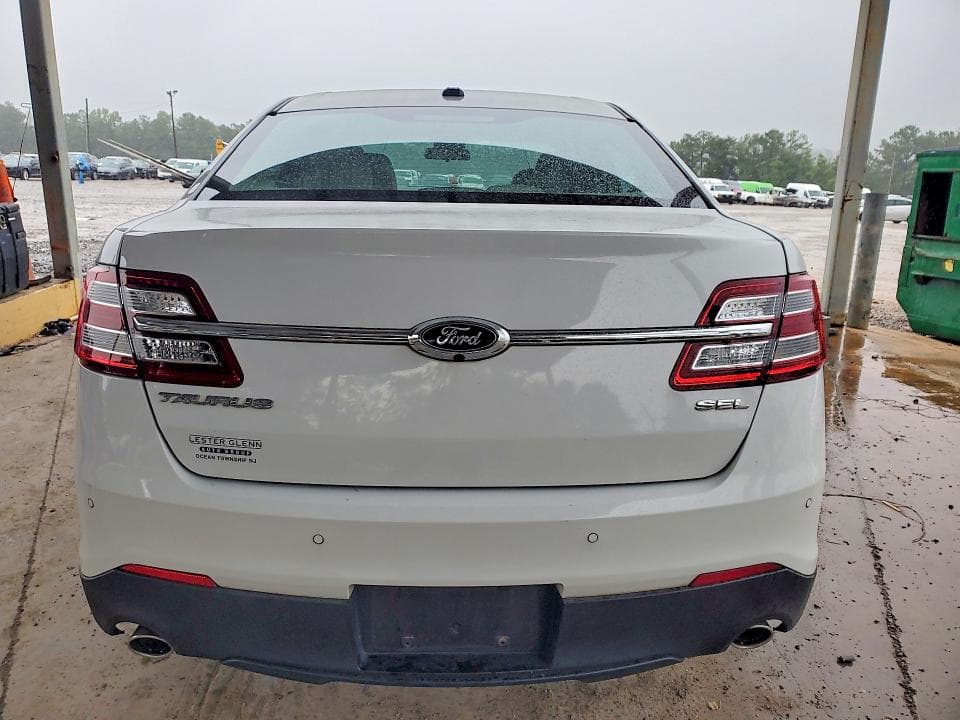 2019 FORD TAURUS SEL 6