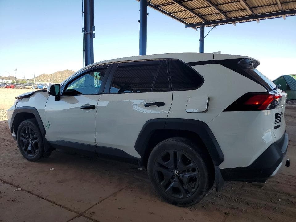 2023 TOYOTA RAV4 ADVENTURE 2
