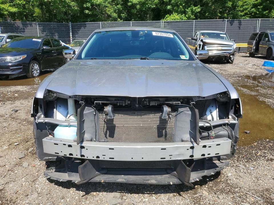 2017 CHRYSLER 300C 5