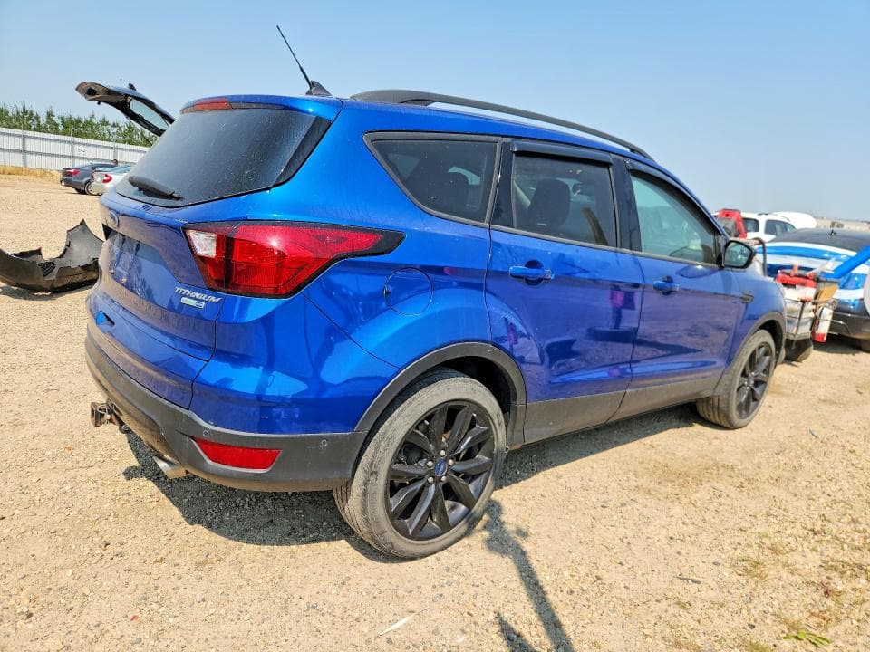 2019 FORD ESCAPE TITANIUM 3