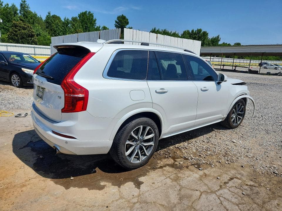 2019 VOLVO XC90 T5 MOMENTUM 3