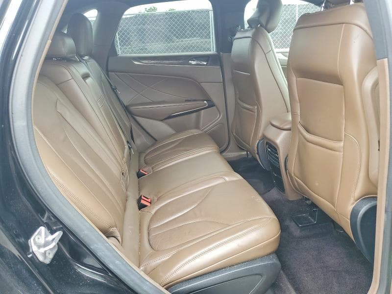 2017 LINCOLN MKC RESERVE 11