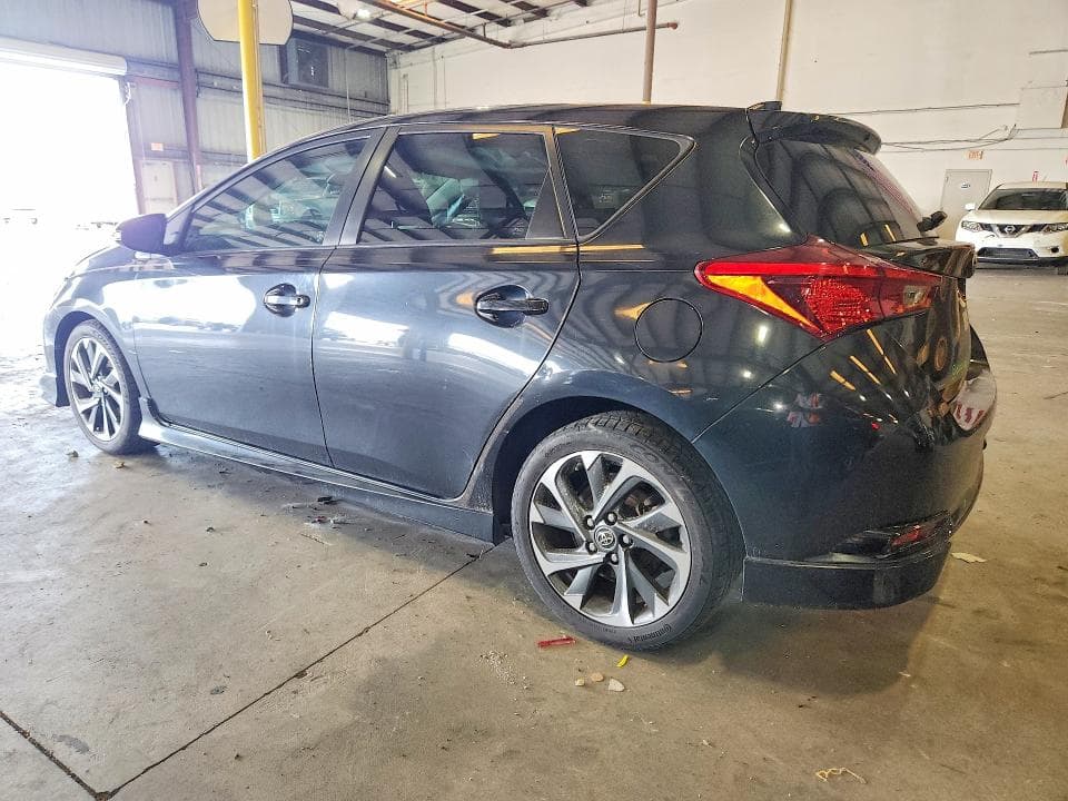 2017 TOYOTA COROLLA IM BASE 2