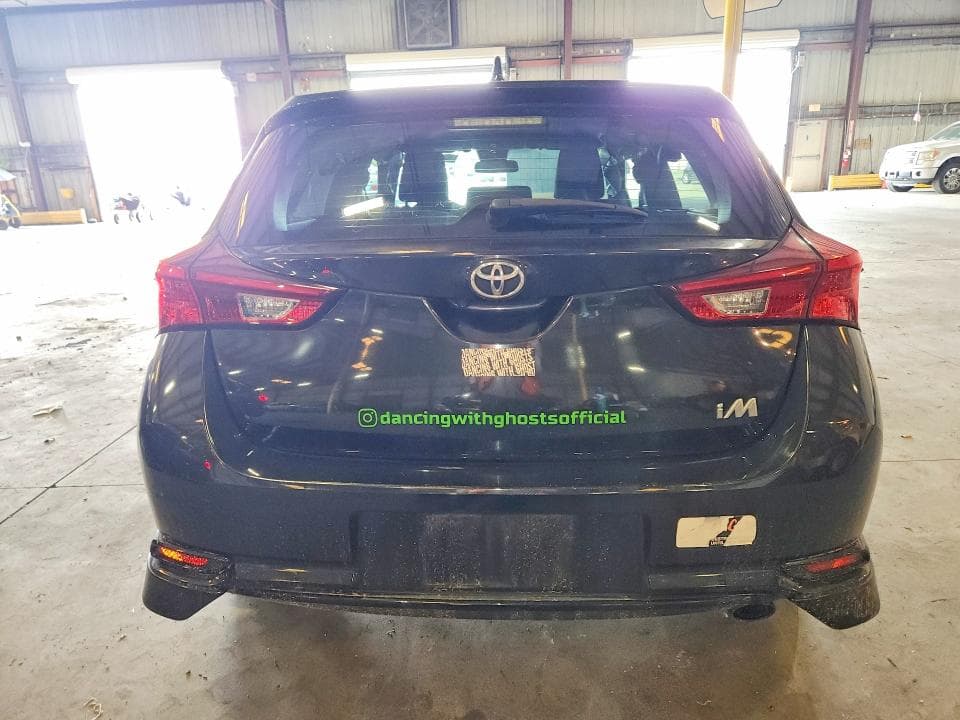 2017 TOYOTA COROLLA IM BASE 6