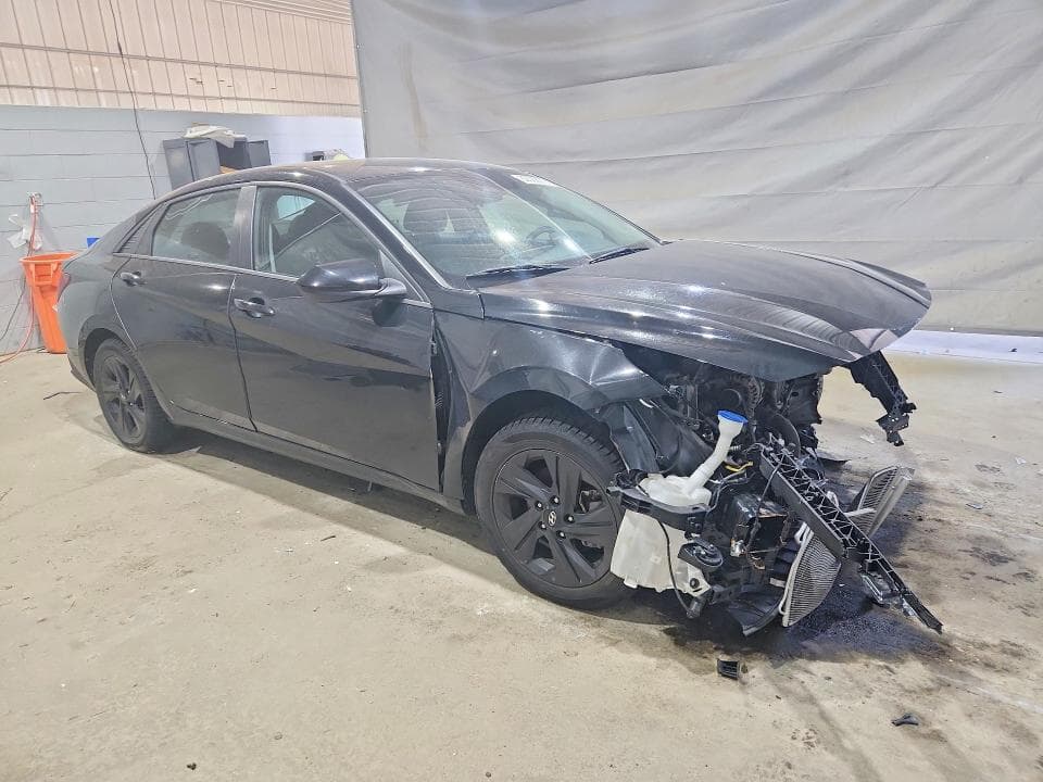2021 HYUNDAI ELANTRA SEL 4