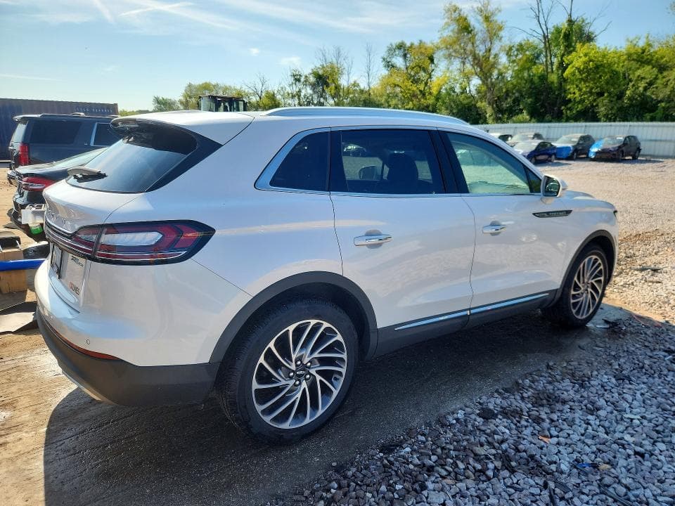 2019 LINCOLN NAUTILUS RESERVE 3