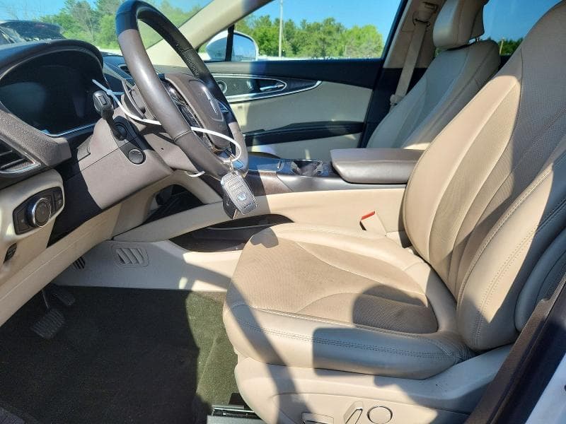 2019 LINCOLN NAUTILUS RESERVE 7