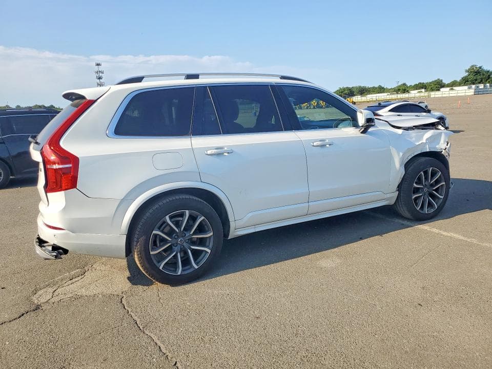 2019 VOLVO XC90 T6 MOMENTUM 3